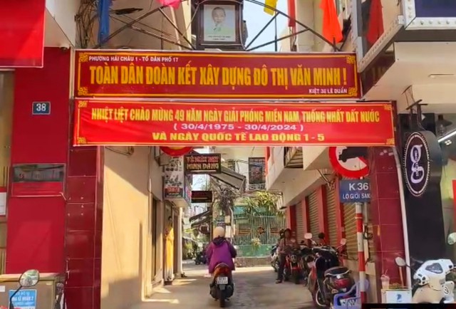 Rực rỡ cờ hoa chào mừng 49 năm Ngày Giải phóng miền Nam, thống nhất đất nước- Ảnh 13. Rực rỡ cờ hoa chào mừng 49 năm Ngày Giải phóng miền Nam, thống nhất đất nước- Ảnh 13.